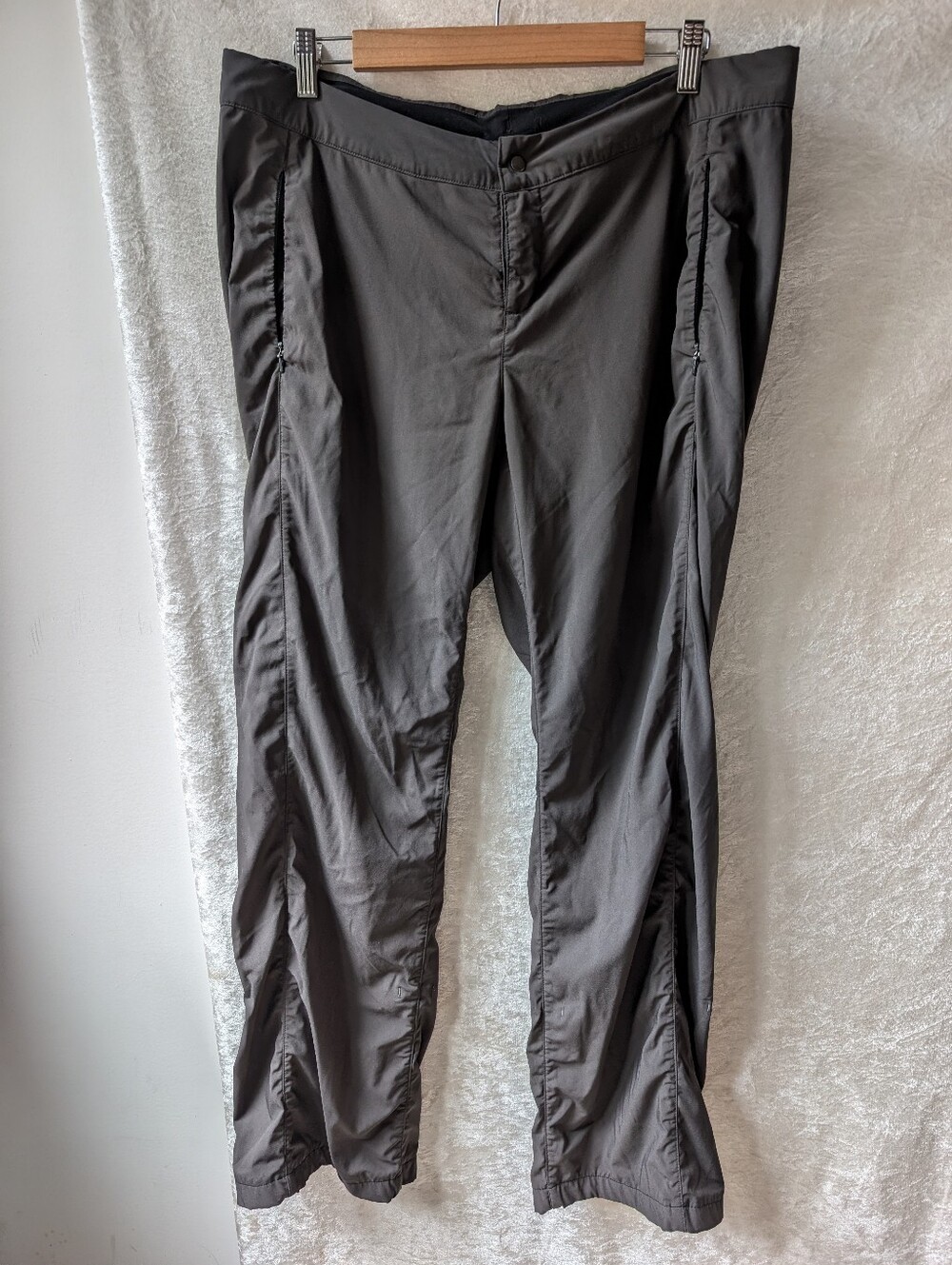 REI Nylon Straight Leg Pant With Zip Pockets